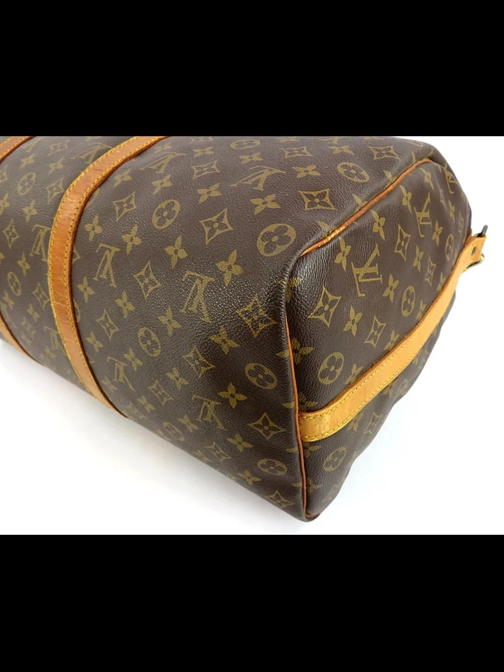 Louis Vuitton distinctive monogram